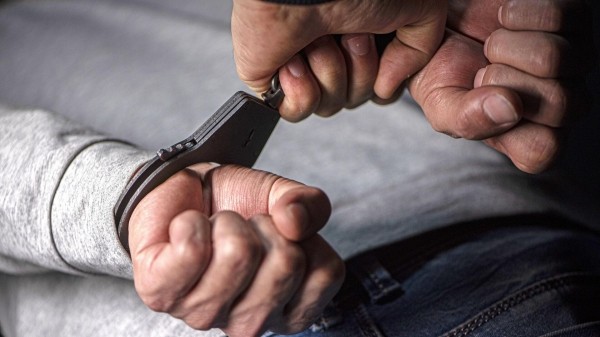 Суд арестовал 18-летнего уфимца, убившего мать за выброшенный листок с логинами и паролями Суд арестовал 18-летнего уфимца, убившего мать за выброшенный листок с логинами и паролями