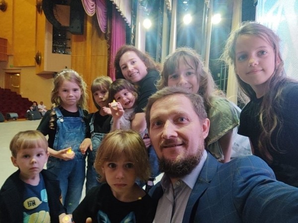 Радий Хабиров рассказал о семье участника СВО, где воспитываются 16 детей  Радий Хабиров рассказал о семье участника СВО, где воспитываются 16 детей