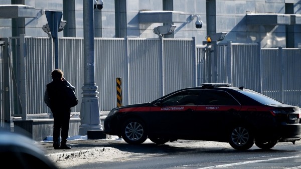 Жительница Башкирии избила деревянной лопатой сожителя и приехавшего к ним полицейского Жительница Башкирии избила деревянной лопатой сожителя и приехавшего к ним полицейского