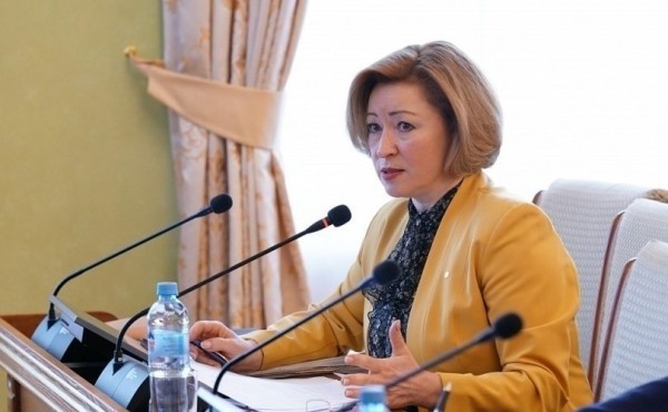 Евросоюз обвинил Ленару Иванову в насильственной депортации детей и внес ее в санкционный список