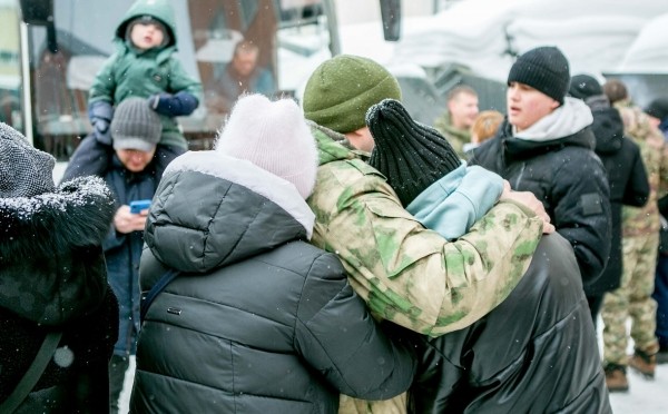 
                    В Башкирии открыли первый центр помощи мобилизованным и их семьям

                