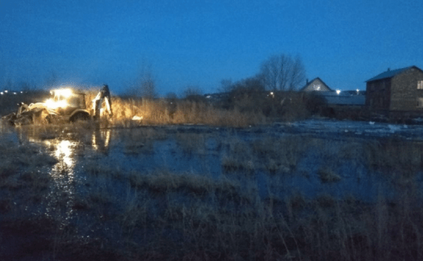 На расчистку русла реки Берсувань в Башкирии выделят до 21 млн
                 
                    На расчистку русла реки Берсувань в Башкирии выделят до 21 млн