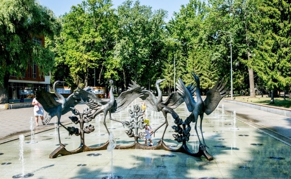 Подрядчик добился выплаты 140 млн за строительство сквера «Дубки» в Уфе
                 
                    Подрядчик добился выплаты 140 млн за строительство сквера «Дубки» в Уфе