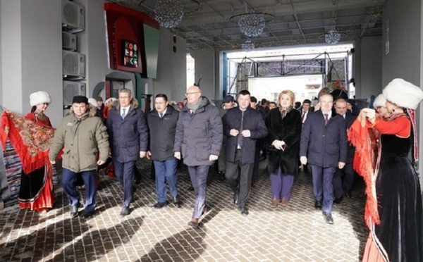 
                    Программу развития придорожного сервиса Башкирии масштабируют на Россию

                