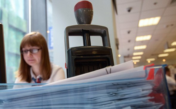 
                    В Башкирии за год уровень закредитованности населения сократился на 3,6%

                