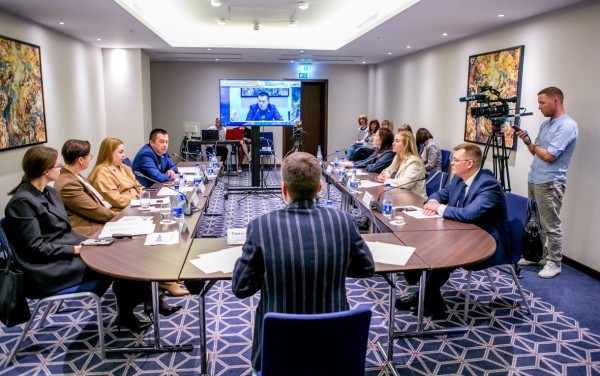 Эксперты обсудили перспективы развития туристического бизнеса в Башкирии
Эксперты обсудили перспективы развития туристического бизнеса в Башкирии