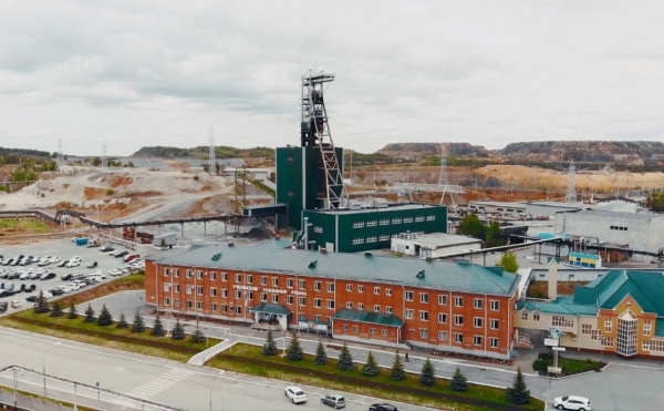 
                    Учалинскому ГОК дали отсрочку в возмещении экологического вреда на 2 млрд

                