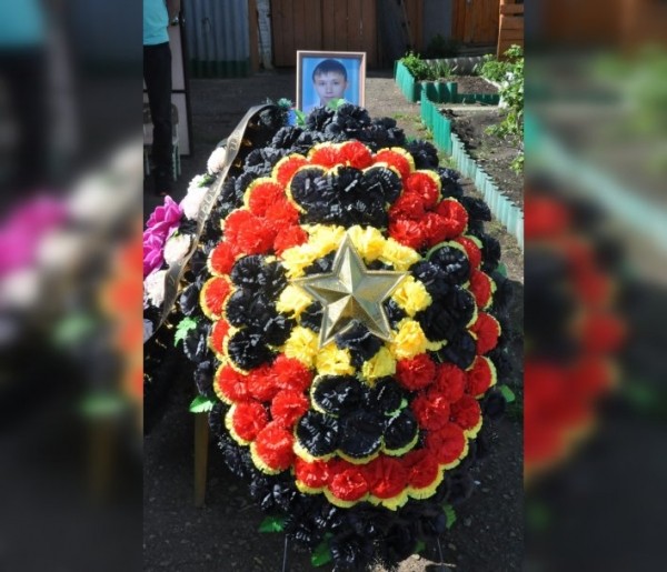 «Погиб в боях за Артемовск» — в Башкирии простились с «вагнеровцем» Азаматом Арслангараевым «Погиб в боях за Артемовск» — в Башкирии простились с «вагнеровцем» Азаматом Арслангараевым