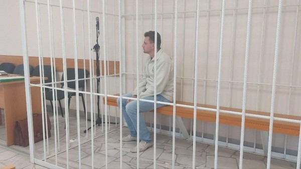 В Башкирии арестовали мэра ЗАТО Межгорье, который премировал себя на 1,3 миллиона рублей В Башкирии арестовали мэра ЗАТО Межгорье, который премировал себя на 1,3 миллиона рублей