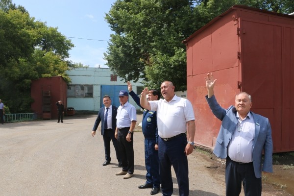 «Помогать людям надо»: из Уфы на передовую выехал очередной гумконвой