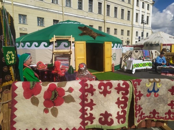 Башкирия презентовала инвестиционный потенциал в Санкт-Петербурге
                 
                    Башкирия презентовала инвестиционный потенциал в Санкт-Петербурге