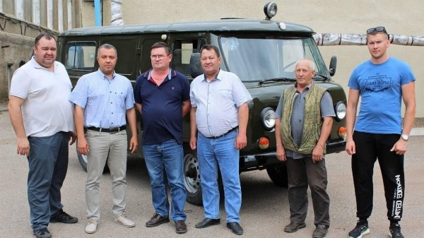Главврач сельской больницы в Башкирии купил для участников спецоперации автомобиль УАЗ