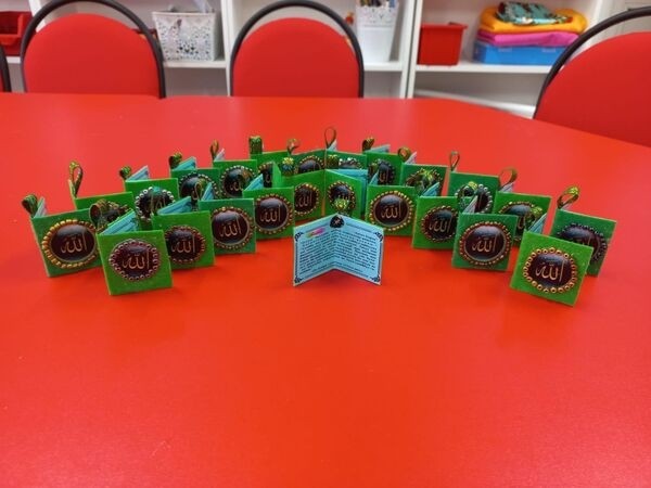 Школьники из Башкирии смастерили талисманы-обереги на удачу для участников СВО Школьники из Башкирии смастерили талисманы-обереги на удачу для участников СВО