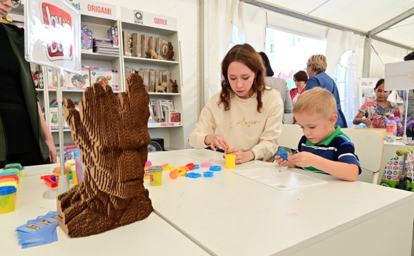 
                    Объем индустрии детских товаров в Башкирии оценили в ₽1,5 млрд

                