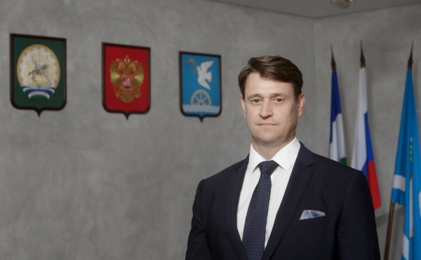 
                    «ЕР» выдвинет на должность сенатора от Башкирии Олега Голова

                