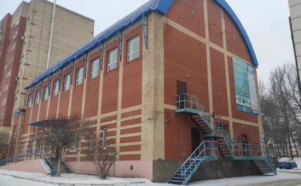 В Уфе за долги продают спортшколу и оздоровительный центр за ₽28 млн
В Уфе за долги продают спортшколу и оздоровительный центр за ₽28 млн