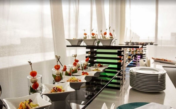 
                    Зубаревич объяснила рост выручки ресторанов Башкирии «заеданием стресса»

                