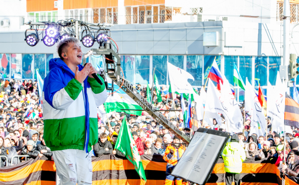 
                    Митинг-концерт «Своих не бросаем!» в Уфе — фоторепортаж
                    
                