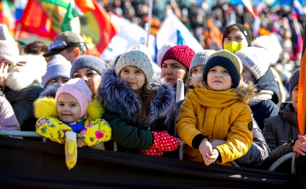 
                    Митинг-концерт «Своих не бросаем!» в Уфе — фоторепортаж
                    
                