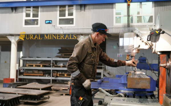 Объем заказов у производителя футеровки в Уфе вырос втрое на фоне санкций
                 
                    Объем заказов у производителя футеровки в Уфе вырос втрое на фоне санкций