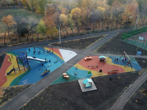 Радий Хабиров поделился результатами благоустройства дворов в Кумертау Радий Хабиров поделился результатами благоустройства дворов в Кумертау