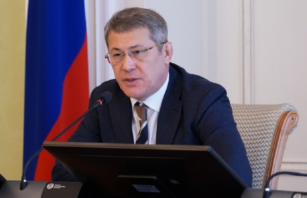 Радий Хабиров выступил против разработки карьера у озера Большой Толпак Радий Хабиров выступил против разработки карьера у озера Большой Толпак