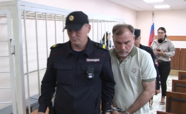 Уфимскому бизнесмену Андрею Смышляеву вынесли приговор
Уфимскому бизнесмену Андрею Смышляеву вынесли приговор