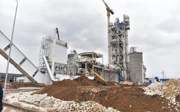 В Башкирии готовят к запуску второй в России завод белого цемента В Башкирии готовят к запуску второй в России завод белого цемента