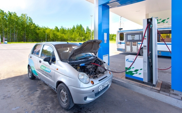 
                    В Башкирии построят сеть газовых заправок за 1,4 млрд рублей

                